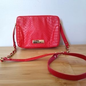 💕 2/20 💕 Olivia + Joy Red Faux Alligator Crossbody